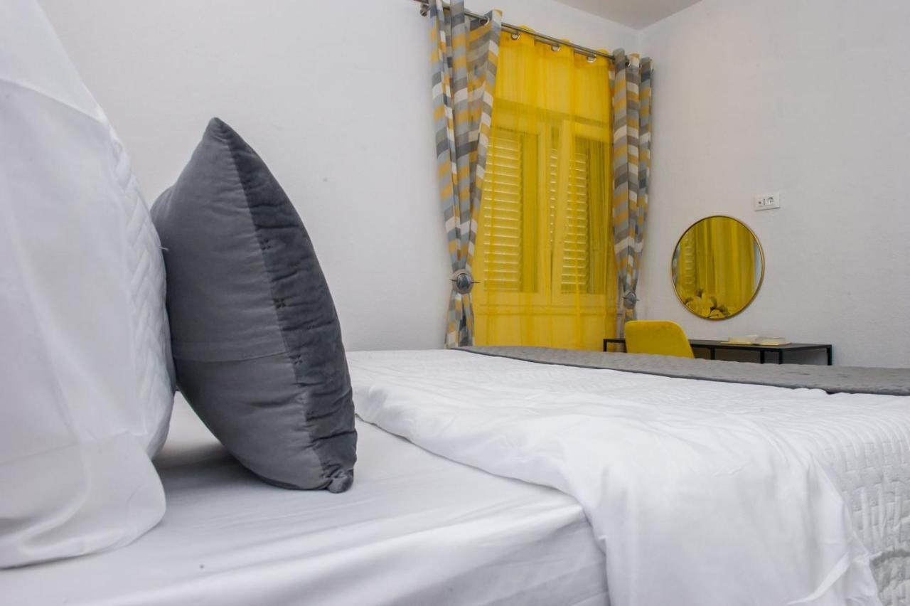 Apartment Lux Elba Kaštela Extérieur photo