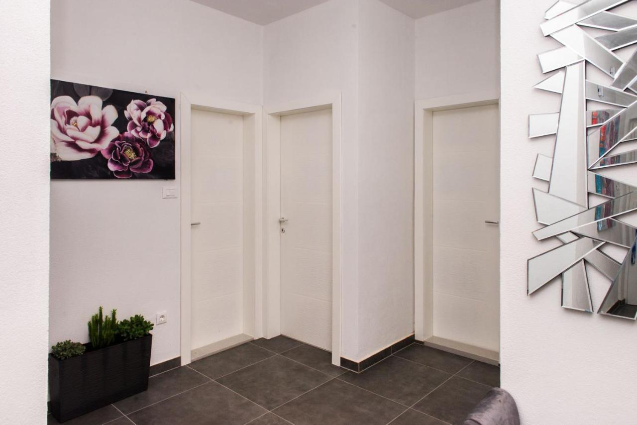 Apartment Lux Elba Kaštela Extérieur photo