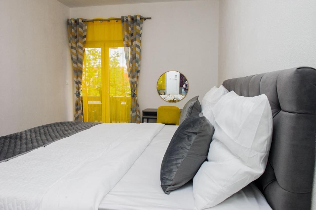 Apartment Lux Elba Kaštela Extérieur photo