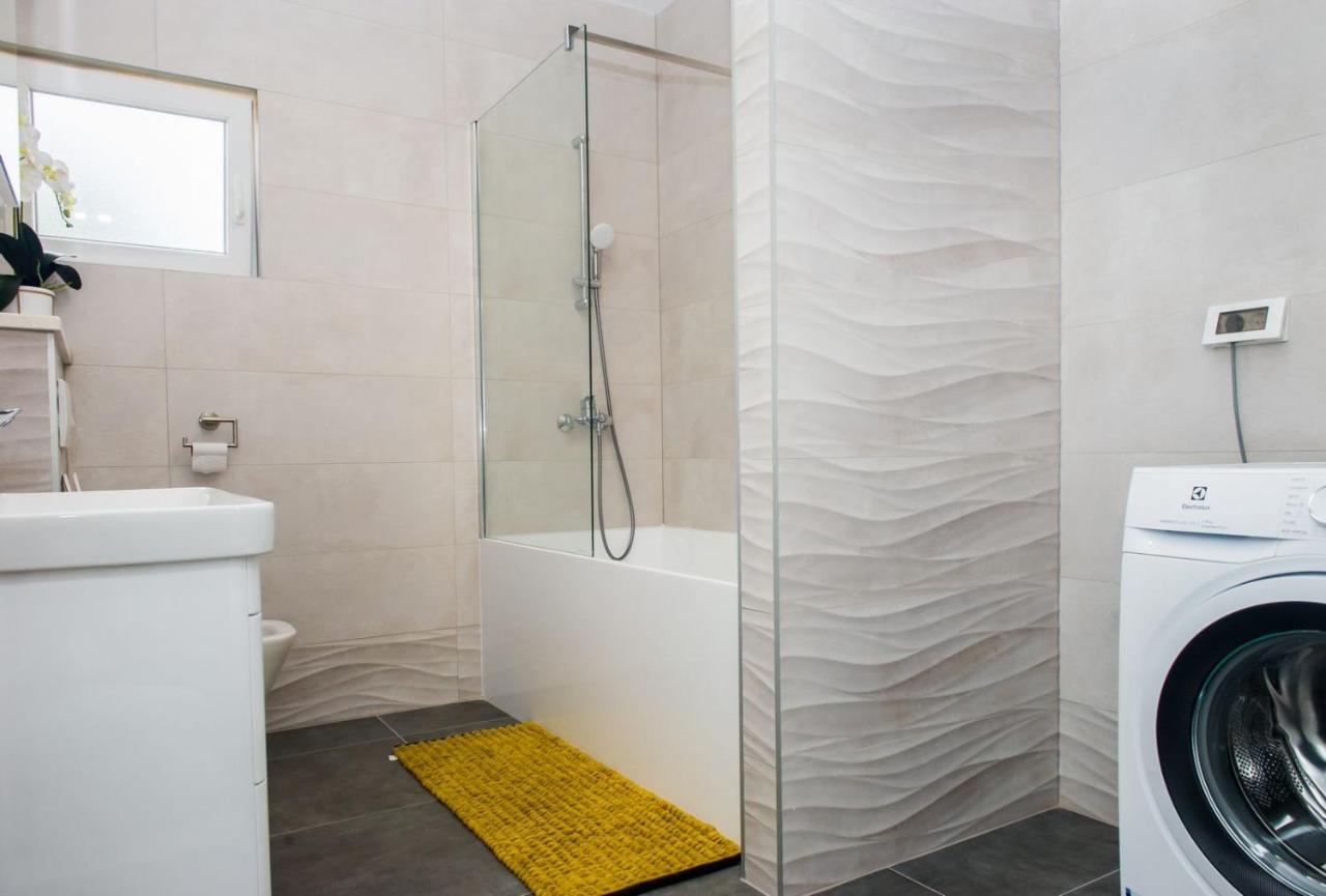 Apartment Lux Elba Kaštela Extérieur photo