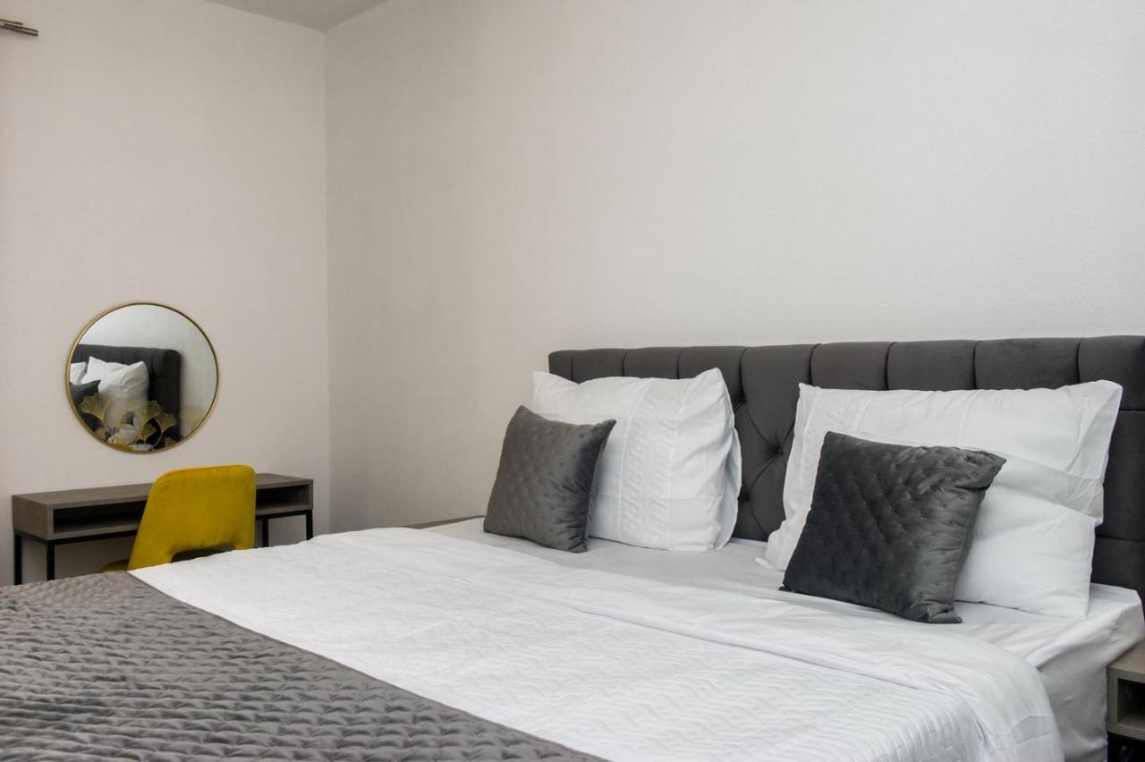 Apartment Lux Elba Kaštela Extérieur photo
